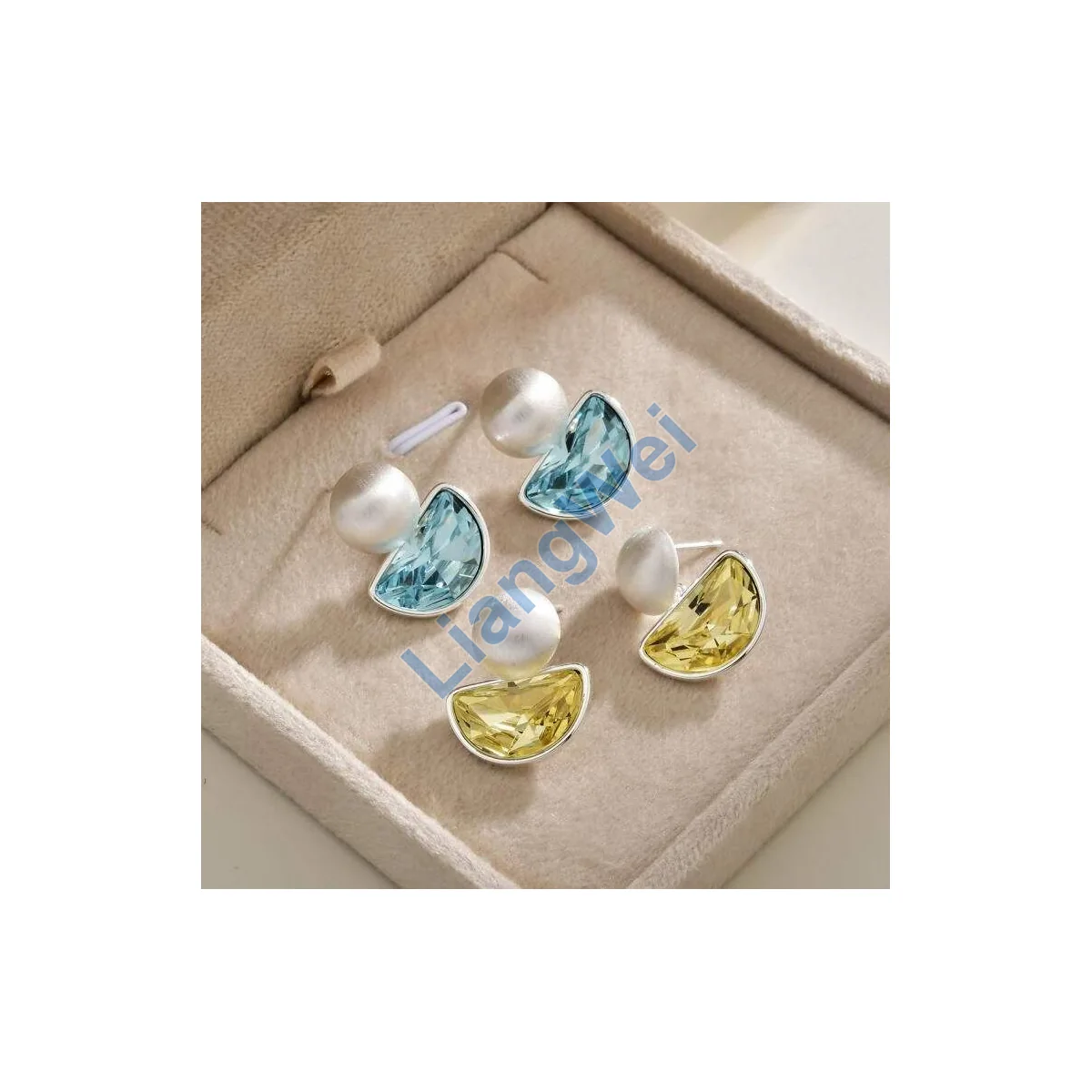 Fashion Statement Earrings 039