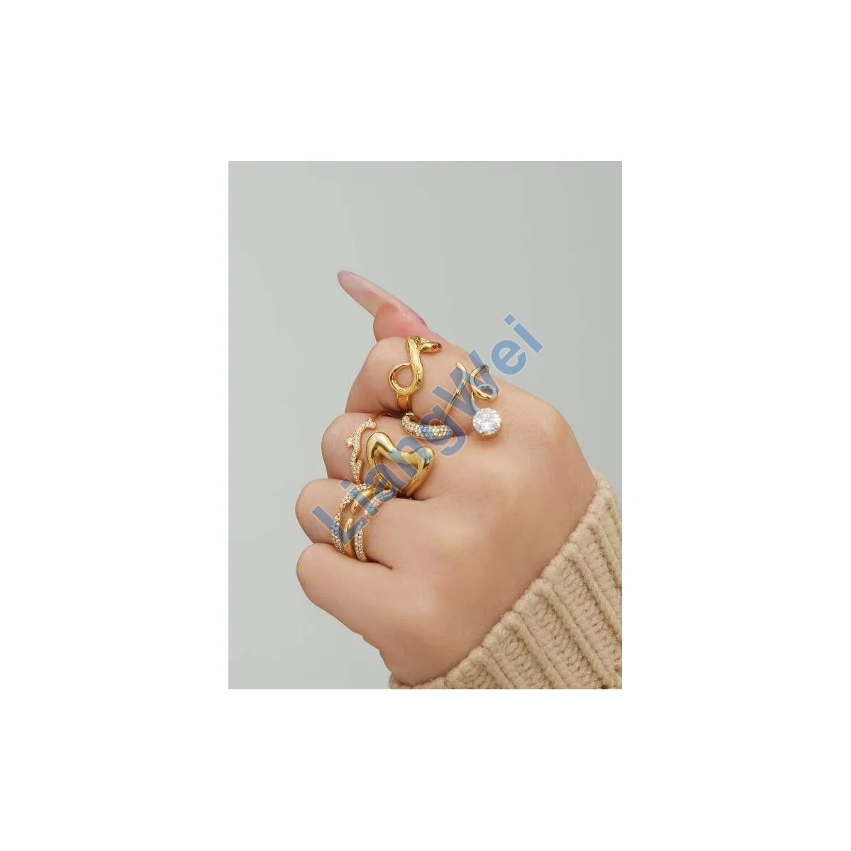 Fashion Statement Ring 082