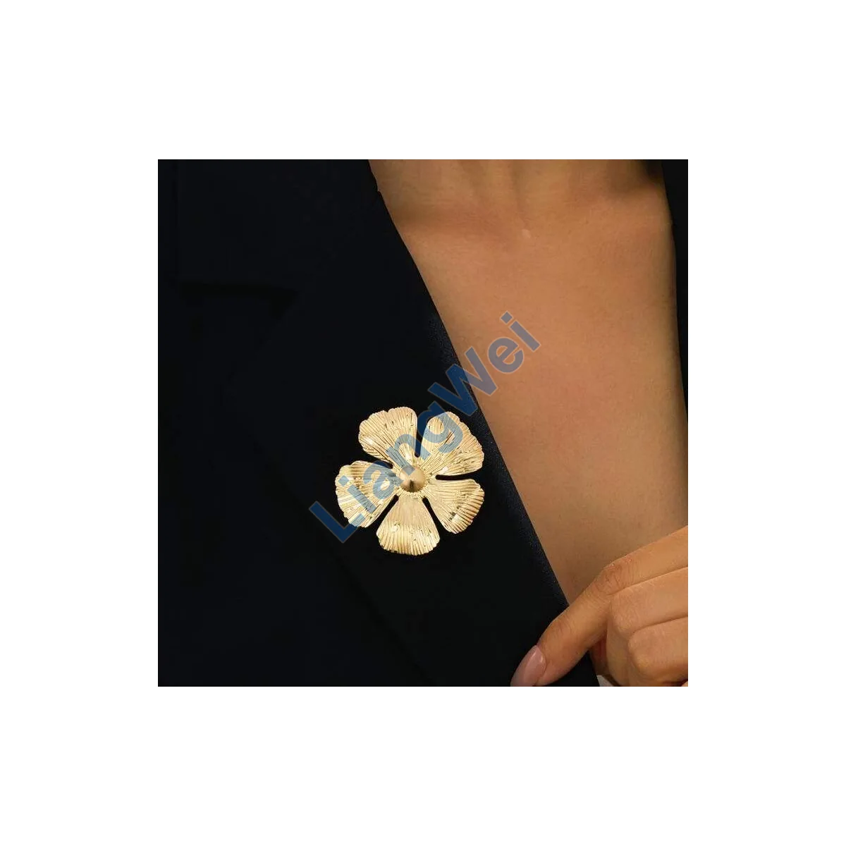 Floral Fashion Brooch 002