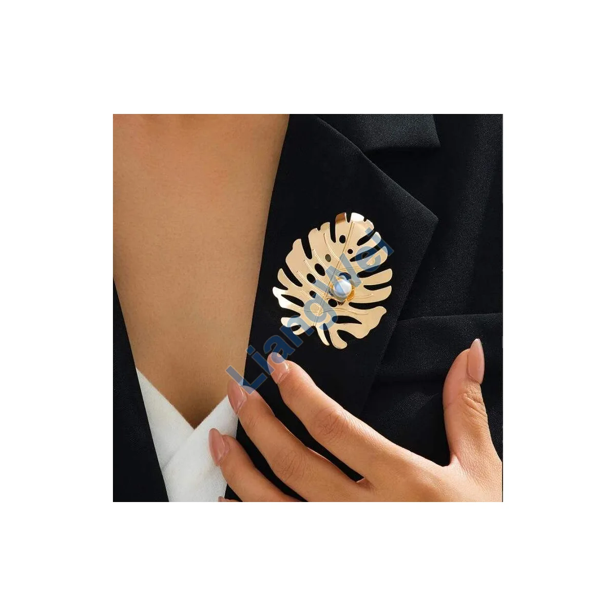 Floral Fashion Brooch 009