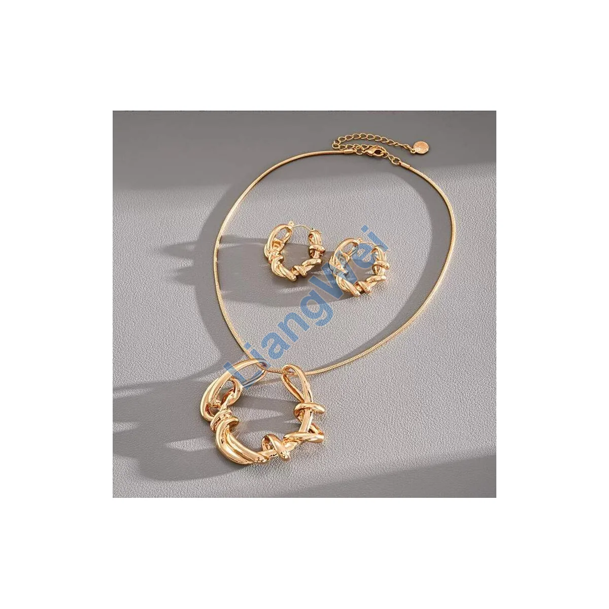 Layered Fashion Necklace 012