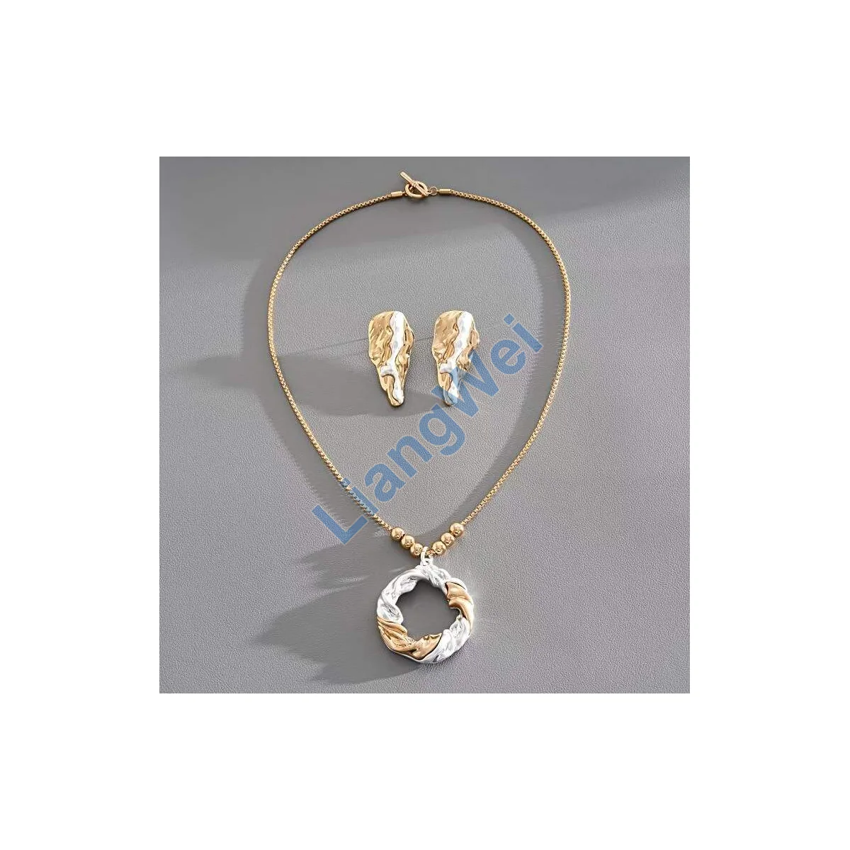 Layered Fashion Necklace 018