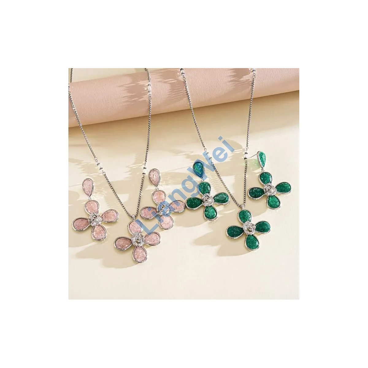 Layered Fashion Necklace 042