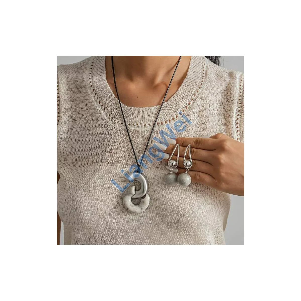 Layered Fashion Necklace 059