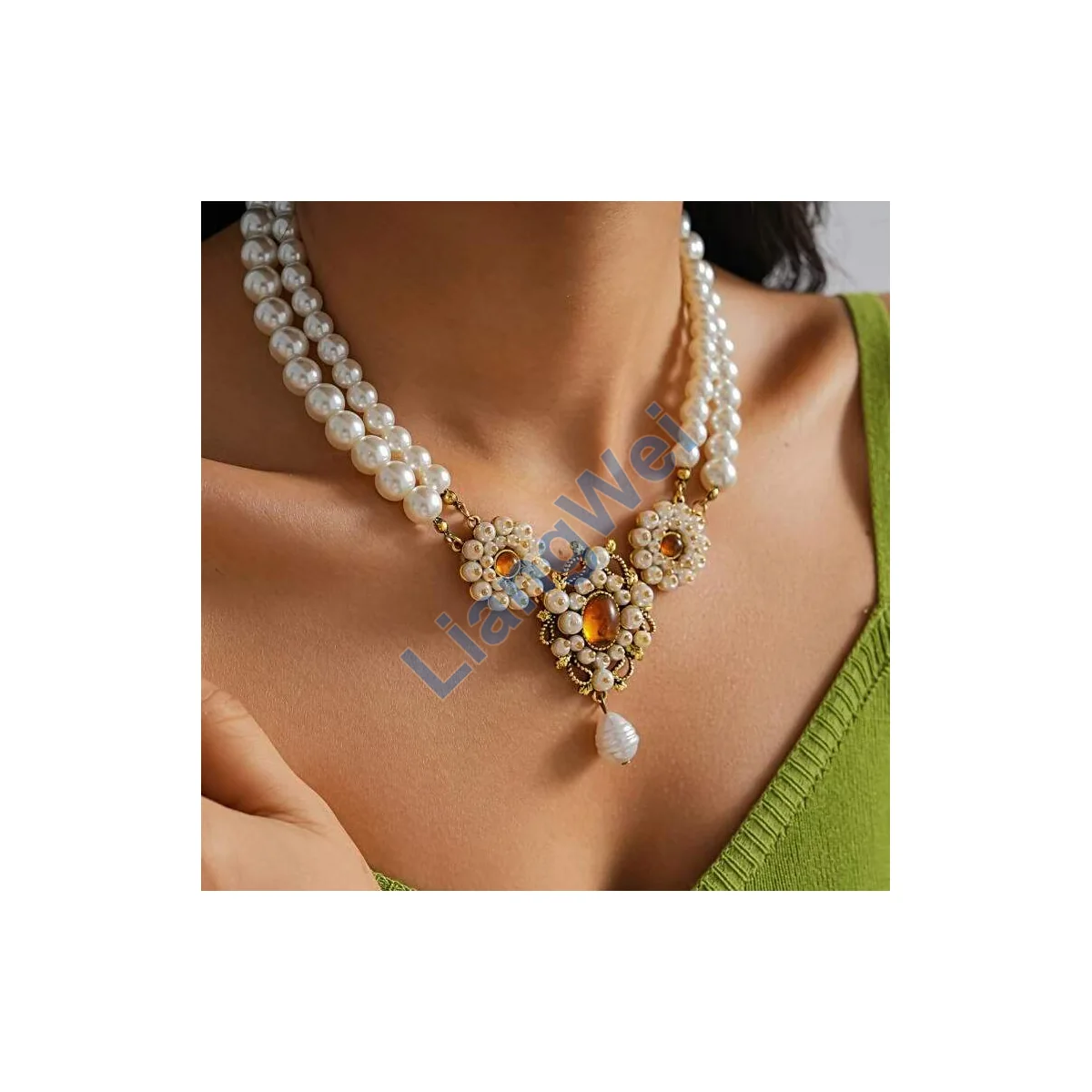 Layered Fashion Necklace 071