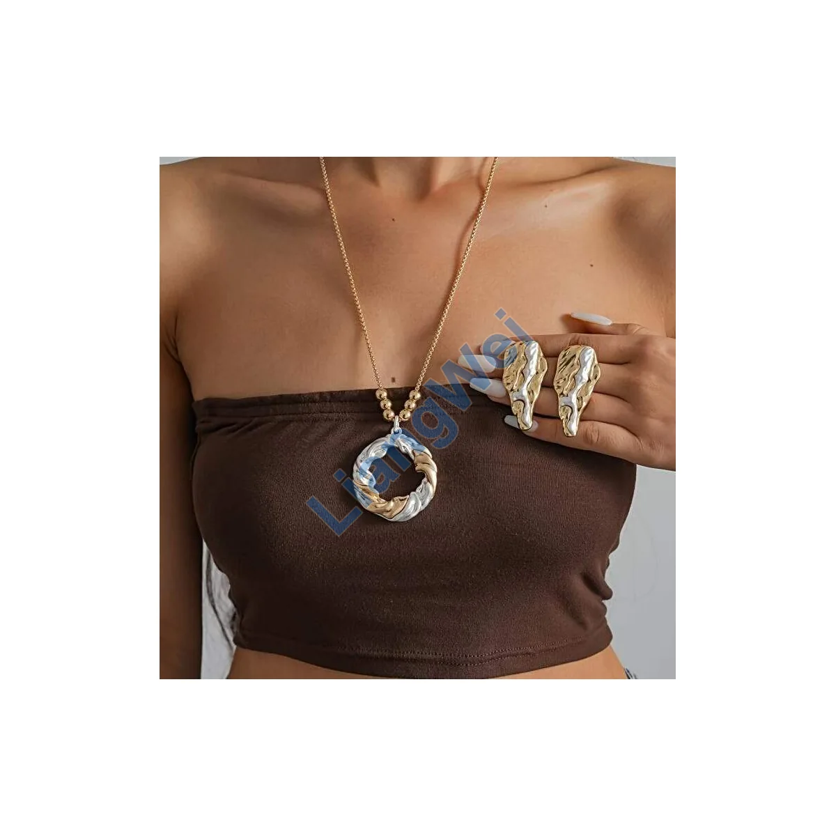 Layered Fashion Necklace 094