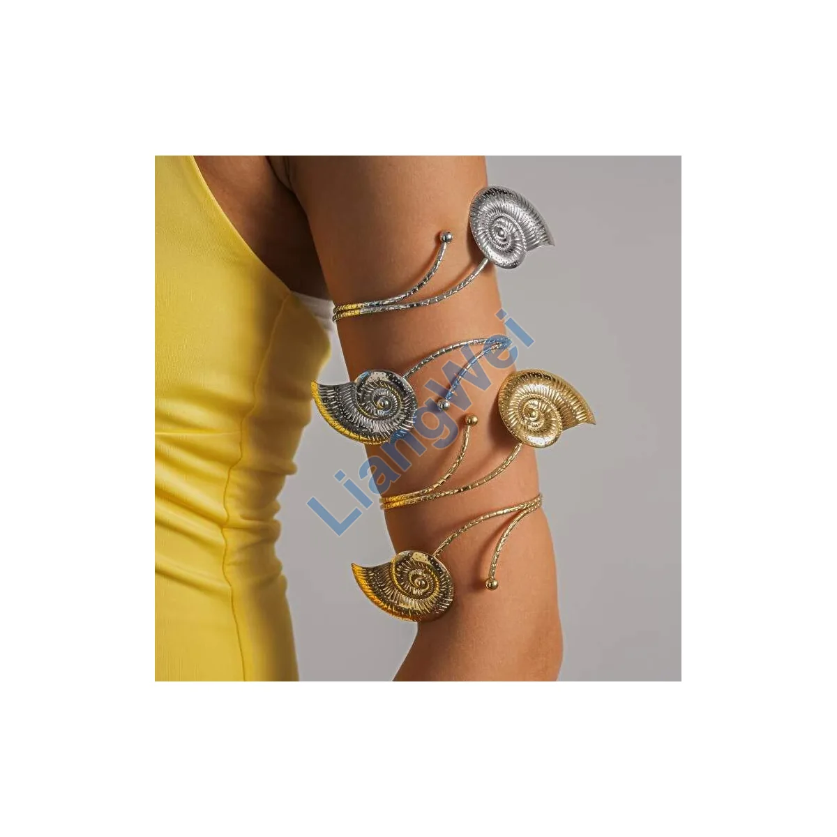 Sculptural Fashion Cuff 001