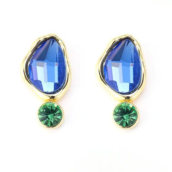 Fashion Earring Design 020