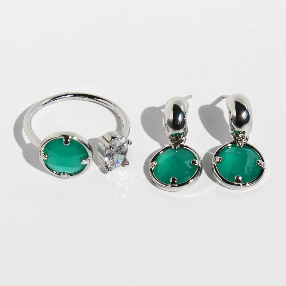Fashion Earring Design 037